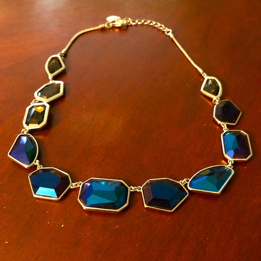 Gorgeous blue stone necklace